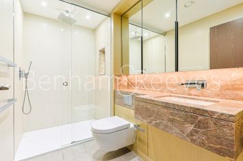 image 2  bedrooms flat to rent in Holland House, Parrs Way, W6-image 5