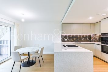 image 2  bedrooms flat to rent in Holland House, Parrs Way, W6-image 8