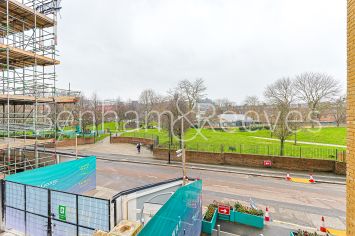 image 2  bedrooms flat to rent in Holland House, Parrs Way, W6-image 10