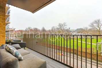 image 2  bedrooms flat to rent in Holland House, Parrs Way, W6-image 16