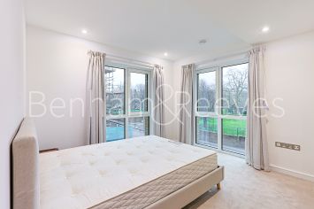 image 2  bedrooms flat to rent in Holland House, Parrs Way, W6-image 19