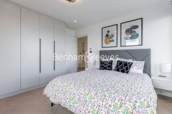 2 bedrooms flat to rent in Durnsford House, Durnsford Road, SW19-image 3