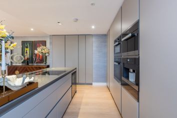 3  bedrooms flat to rent in Faulkner House, Tierney Lane, W6-image 2