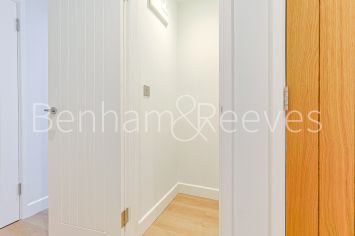 2  bedrooms flat to rent in Disraeli Road, Hammersmith, SW15-image 13