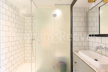 1  bedroom flat to rent in Queens Wharf, 2 Crisp Road, W6-image 4
