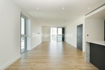 2  bedrooms flat to rent in Glenthorne Road, Sovereign Court, W6-image 1