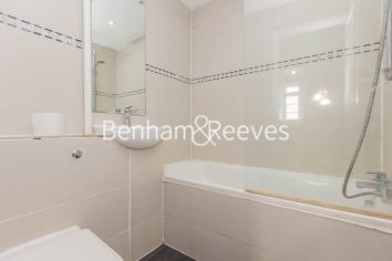 4  bedrooms flat to rent in Latymer Court, Hammersmith, W6-image 9