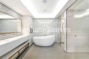3  bedrooms flat to rent in Faulkner House, Fulham Reach, W6-image 12