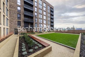 2  bedrooms flat to rent in Orton House, Plough Lane, SW17-image 5