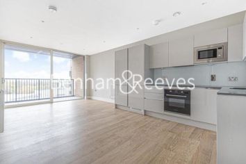 2  bedrooms flat to rent in Orton House, Plough Lane, SW17-image 7