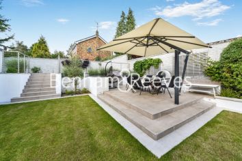 5  bedrooms flat to rent in Copse Hill, Hammersmith, SW20-image 20