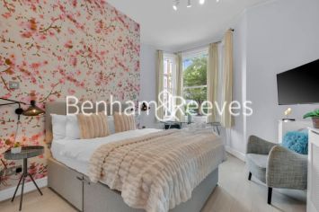 Studio flat to rent in Lena Gardens, Hammersmith, W6-image 9