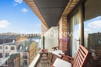 2  bedrooms flat to rent in Crisp Road, Queens Wharf, W6-image 5