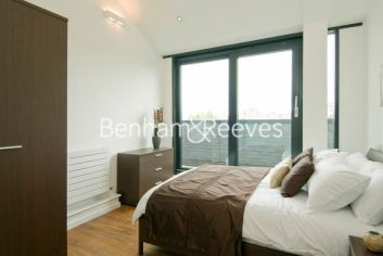 2  bedrooms flat to rent in Westland Place, Old Street, N1-image 2