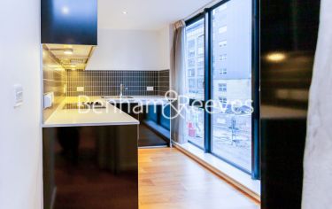1  bedroom flat to rent in Westland Place, Old Street, N1-image 2