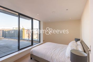 1 bedroom flat to rent in Maltby Street, Bermondsey, SE1-image 4