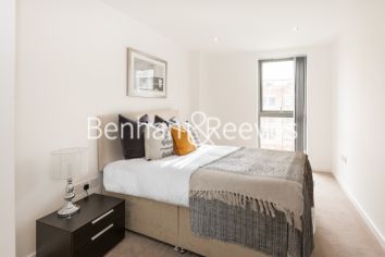 1 bedroom flat to rent in Essian Street, Wapping, E1-image 2