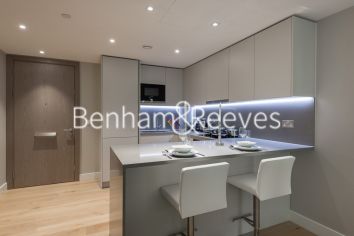 1  bedroom flat to rent in Vaughan Way, London Dock, E1W-image 2