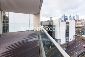 image 2  bedrooms flat to rent in Admiralty House, Vaughan Way, E1W-image 14