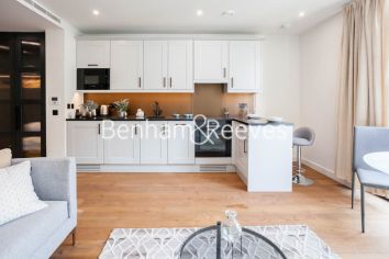 1 bedroom flat to rent in Emery Wharf, Wapping, E1W-image 2