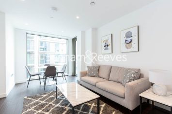 1 bedroom flat to rent in Rosemary Place, Royal Mint, E1-image 1