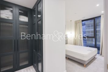 1 bedroom flat to rent in Cashmere Wharf, Gauging Square, E1W-image 8