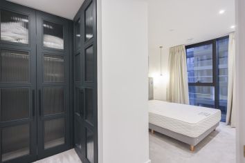 1  bedroom flat to rent in Cashmere Wharf, Gauging Square, E1W-image 8