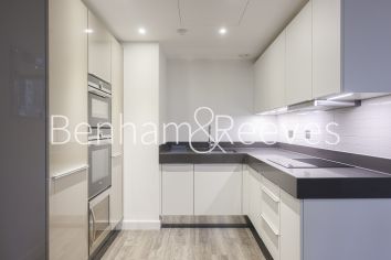 2 bedrooms flat to rent in Kingwood House, Chaucer Gardens, E1-image 2