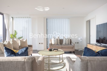 image 3  bedrooms flat to rent in Lavender Place, Royal Mint Street, E1-image 12