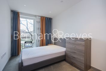 3 bedrooms flat to rent in Taper Building, Long Lane, SE1-image 4