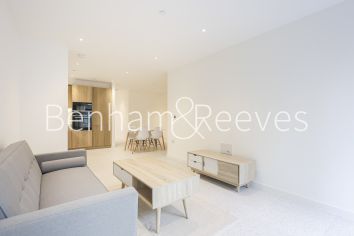 2 bedrooms flat to rent in Bouchon Point, Silk District, E1-image 1