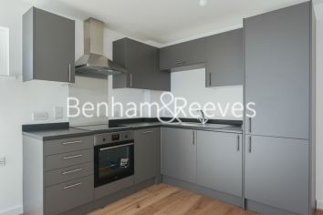 2  bedrooms flat to rent in Tarves Way, Greenwich, SE10-image 2