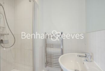 2  bedrooms flat to rent in Tarves Way, Greenwich, SE10-image 4