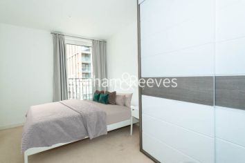 1  bedroom flat to rent in Whiting Way, Surrey Quays, SE16-image 3