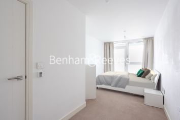 2  bedrooms flat to rent in Enderby Wharf, London, SE10-image 3