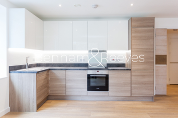 image 1  bedroom flat to rent in Ashton Reach, Surrey Quays, SE16-image 2