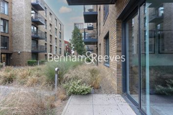 1  bedroom flat to rent in Ashton Reach, Surrey Quays, SE16-image 5