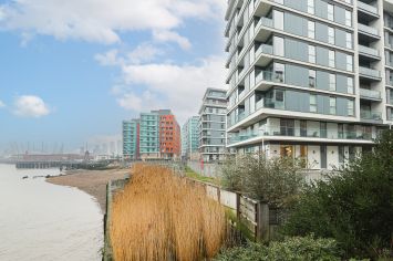 2  bedrooms flat to rent in Gordian Apartments, Greenwich, SE10-image 4