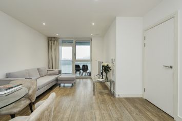 2  bedrooms flat to rent in Gordian Apartments, Greenwich, SE10-image 11