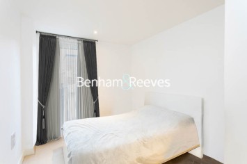 3 bedrooms flat to rent in Whiting Way, Surrey Quays, SE16-image 3