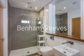3  bedrooms flat to rent in New Kent Road, Surrey Quays, SE1-image 4