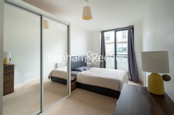 1  bedroom flat to rent in Canada Water, Needleman Street, SE16-image 3