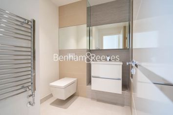 4  bedrooms flat to rent in Mary Rose Square, Surrey Quays, SE16-image 10