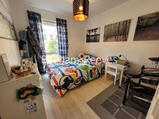 2 bedrooms flat to rent in Westmead Court, Adenmore Road, SE6-image 3