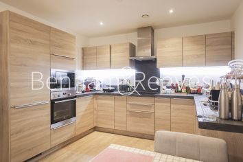 2  bedrooms flat to rent in Oslo Tower, Naomi Street, SE8-image 2