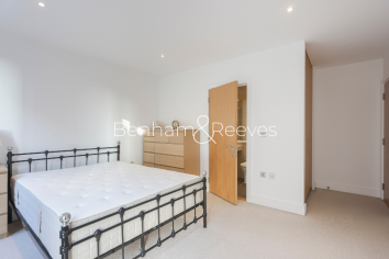 image 3  bedrooms flat to rent in Winchester Square, Surrey Quays, SE8-image 8