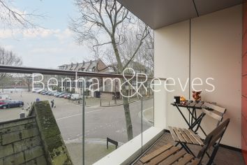 2 bedrooms flat to rent in Tavern Quay, Rope Street, SE16-image 5