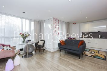 2 bedrooms flat to rent in Tavern Quay, Rope Street, SE16-image 6