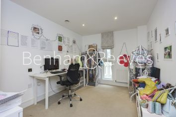 2 bedrooms flat to rent in Tavern Quay, Rope Street, SE16-image 9