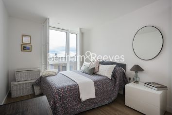 3  bedrooms flat to rent in Marine Wharf, Surrey Quays SE16-image 30